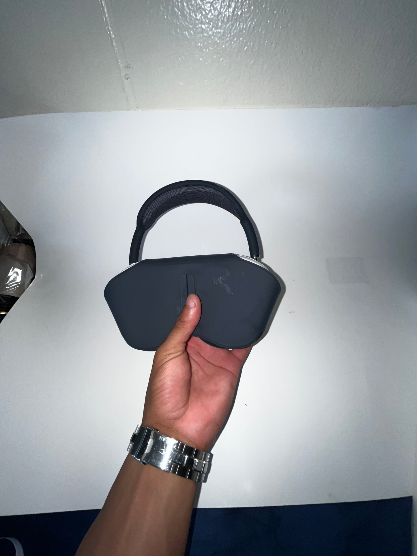 AirPod Max  - midnight