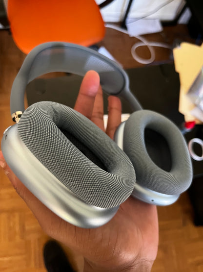 AirPod Max  - blue