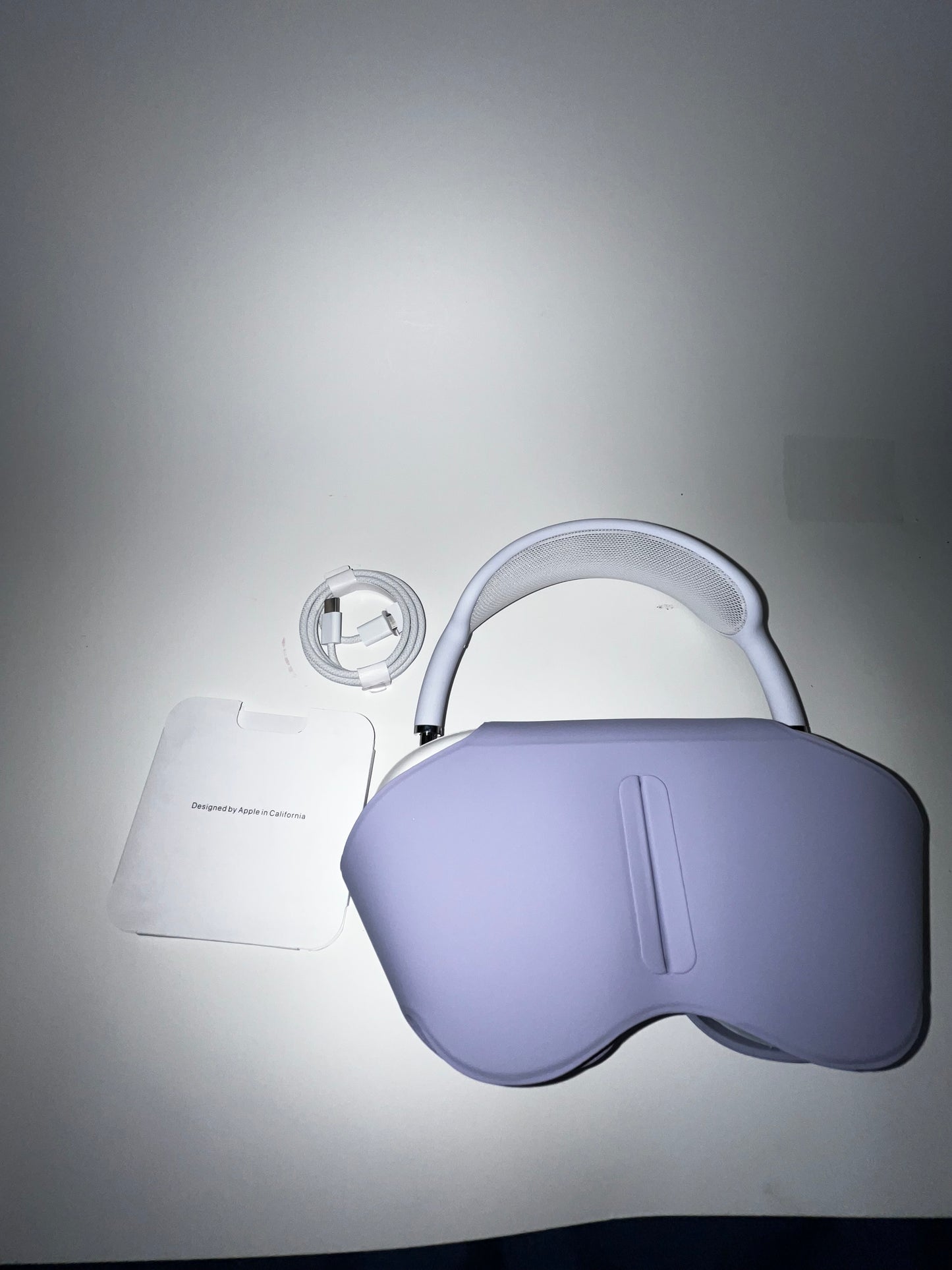 AirPod  Max - purple